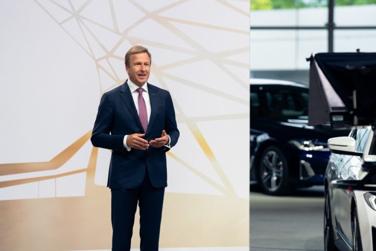 Líder mundial de automóveis estabelece metas ambiciosas para redução de CO2 até 2030