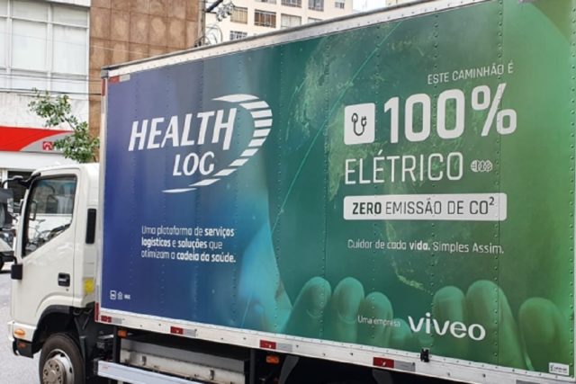 Primeiras entregas com veículos elétricos e embalagens retornáveis é feita em ação pioneira